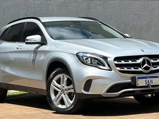 MERCEDES-BENZ-GLA 200-1.6 CGI FLEX STYLE 7G-DCT MERCEDES-BENZ-GLA 200-2019