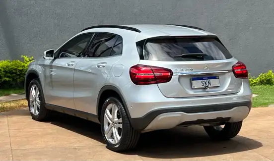 MERCEDES-BENZ-GLA 200-1.6 CGI FLEX STYLE 7G-DCT MERCEDES-BENZ-GLA 200-2019