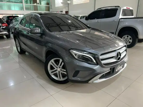 MERCEDES-BENZ-GLA 200-2014