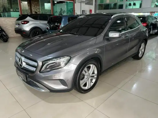 MERCEDES-BENZ-GLA 200-2014