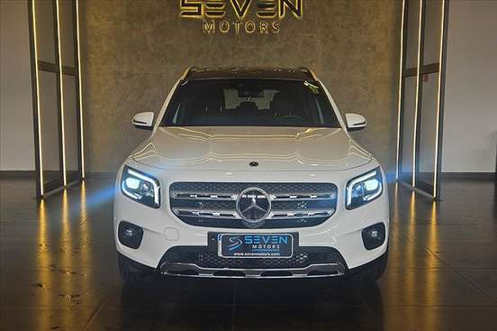 MERCEDES-BENZ-GLB 200-2020
