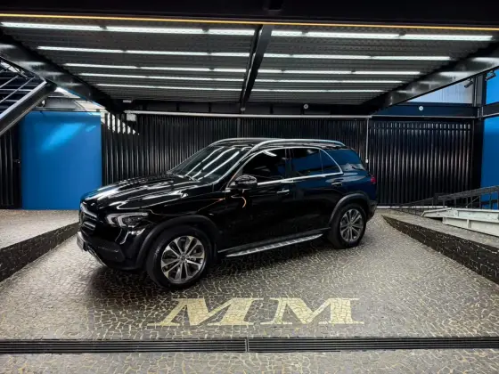 MERCEDES-BENZ GLE 400d 3.0 V6 DIESEL 4MATIC 9G-TRONIC MERCEDES-BENZ GLE 400d 3.0 V6 DIESEL 4MATIC 9G-TRONIC