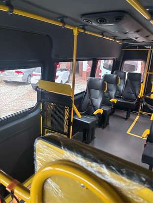 MERCEDES-BENZ-SPRINTER-2023