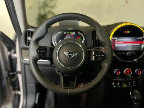 MINI-COUNTRYMAN-2022