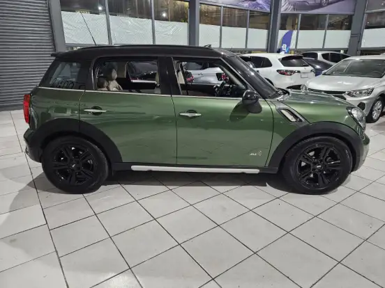 MINI-COUNTRYMAN-1.6 S ALL4 4X4 16V 184CV TURBO GASOLINA 4P AUTOMÁTICO MINI-COUNTRYMAN-2015