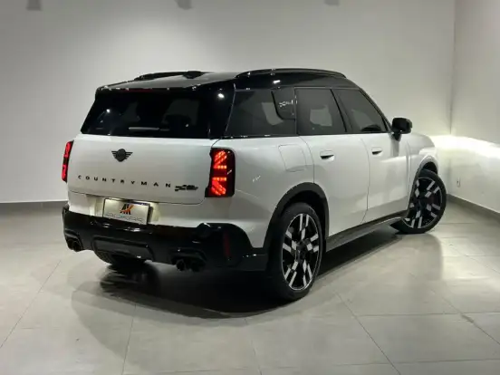 MINI-COUNTRYMAN-2024