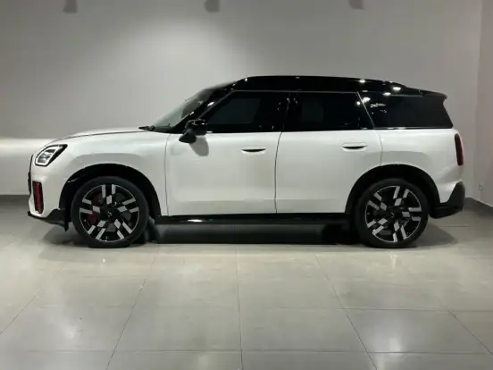 MINI-COUNTRYMAN-2.0 16V TWINPOWER TURBO GASOLINA JOHN COOPER WORKS ALL4 STEPTRONIC MINI-COUNTRYMAN-2024