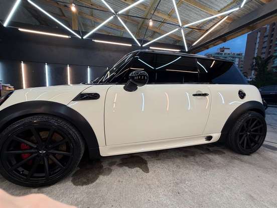 MINI-JOHN COOPER WORKS-2012