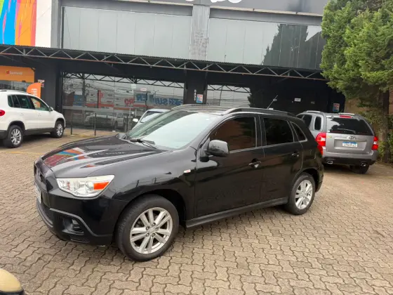 MITSUBISHI ASX 2.0 4X2 16V GASOLINA 4P AUTOMÁTICO MITSUBISHI ASX 2.0 4X2 16V GASOLINA 4P AUTOMÁTICO