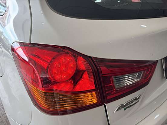 MITSUBISHI-ASX-2018