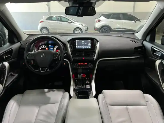 MITSUBISHI-ECLIPSE CROSS-2024