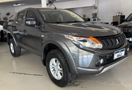 MITSUBISHI L200 TRITON 2.4 16V TURBO DIESEL GL CD 4X4 MANUAL