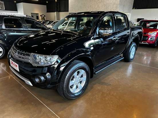 MITSUBISHI-L200 TRITON-3.2 HPE 4X4 CD 16V TURBO INTERCOOLER DIESEL 4P AUTOMÁTICO MITSUBISHI-L200 TRITON-2015