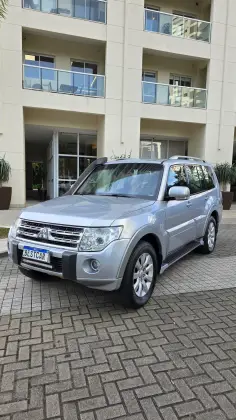 MITSUBISHI PAJERO FULL 3.8 HPE 4X4 V6 24V GASOLINA 4P AUTOMÁTICO