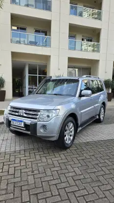 MITSUBISHI-PAJERO FULL-2010
