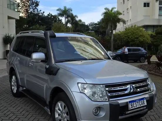 MITSUBISHI-PAJERO FULL-3.8 HPE 4X4 V6 24V GASOLINA 4P AUTOMÁTICO MITSUBISHI-PAJERO FULL-2010