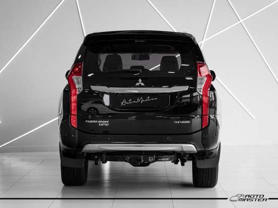 MITSUBISHI-PAJERO SPORT-2019