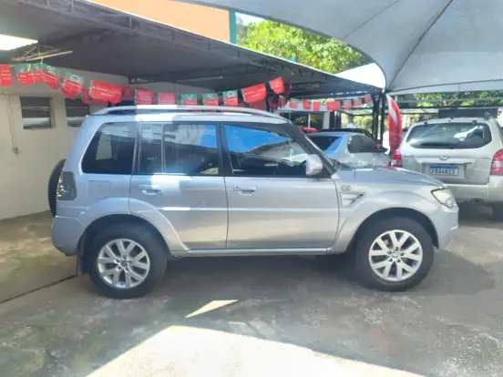 MITSUBISHI-PAJERO TR4-2.0 4X2 16V 140CV FLEX 4P AUTOMÁTICO MITSUBISHI-PAJERO TR4-2012