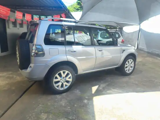 MITSUBISHI-PAJERO TR4-2.0 4X2 16V 140CV FLEX 4P AUTOMÁTICO MITSUBISHI-PAJERO TR4-2012