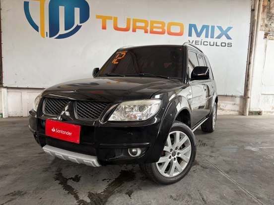 MITSUBISHI-PAJERO TR4-2.0 4X2 16V 140CV FLEX 4P AUTOMÁTICO MITSUBISHI-PAJERO TR4-2011