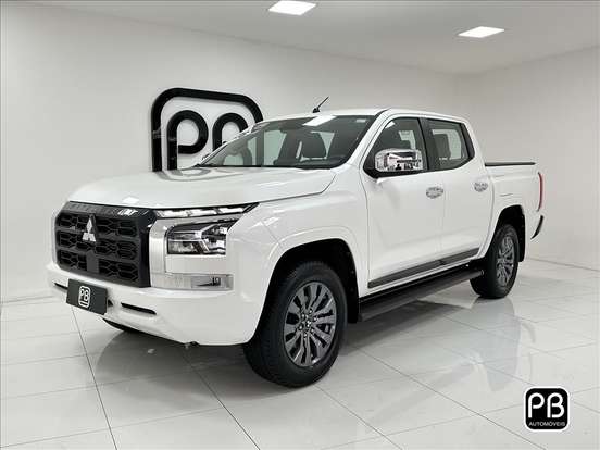 MITSUBISHI-TRITON-2.4 BITURBO DIESEL CD HPE 4X4 AUTOMÁTICO MITSUBISHI-TRITON-2025