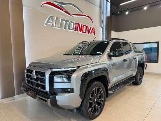 MITSUBISHI-TRITON-2026