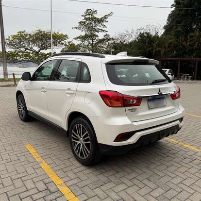 MITSUBISHI-ASX-2018