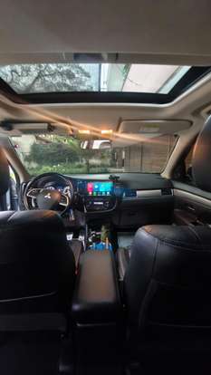 MITSUBISHI-OUTLANDER-2014