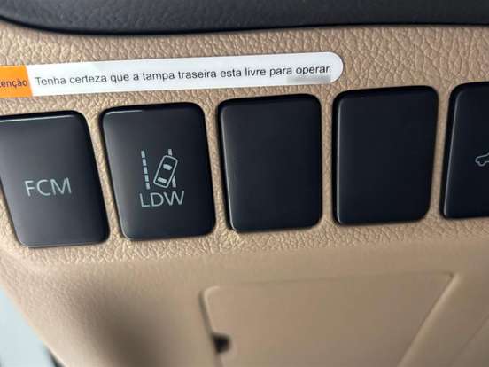 MITSUBISHI-OUTLANDER-3.0 GT 4X4 V6 24V GASOLINA 4P AUTOMÁTICO MITSUBISHI-OUTLANDER-2015