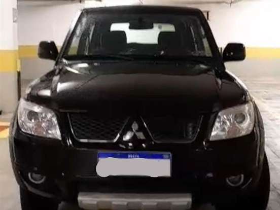 MITSUBISHI-PAJERO TR4-2.0 4X2 16V 140CV FLEX 4P AUTOMÁTICO MITSUBISHI-PAJERO TR4-2011