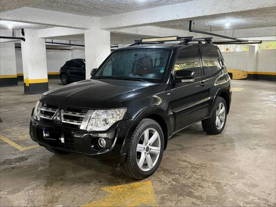 MITSUBISHI PAJERO FULL 3.8 HPE 4X4 V6 24V GASOLINA 2P AUTOMÁTICO