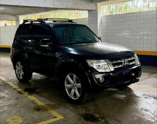 MITSUBISHI-PAJERO FULL-2012
