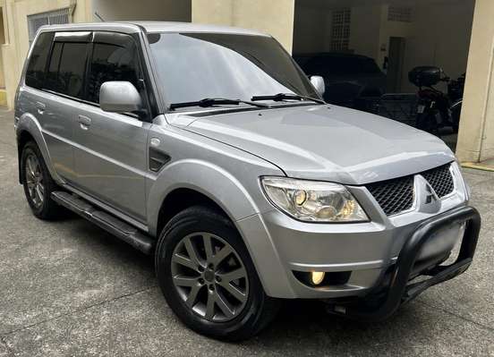 MITSUBISHI-PAJERO TR4-2013