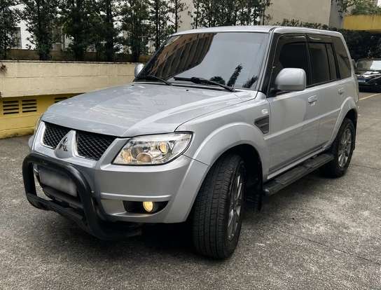 MITSUBISHI-PAJERO TR4-2013