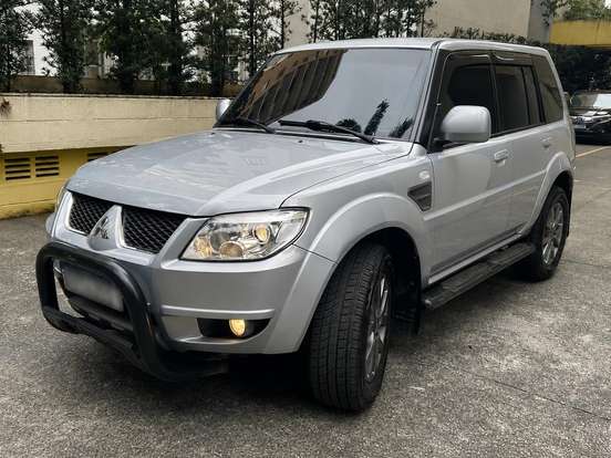 MITSUBISHI-PAJERO TR4-2.0 4X2 16V 140CV FLEX 4P AUTOMÁTICO MITSUBISHI-PAJERO TR4-2013