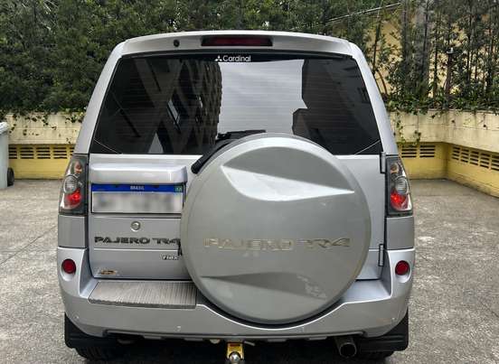 MITSUBISHI-PAJERO TR4-2013