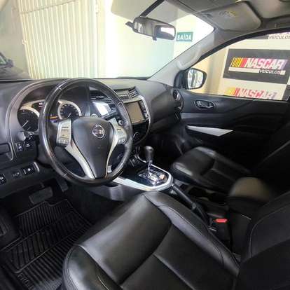 NISSAN-FRONTIER-2021