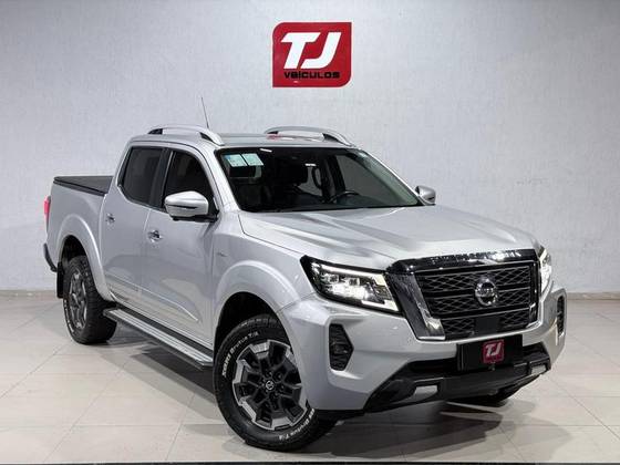 NISSAN FRONTIER 2.3 16V TURBO DIESEL PLATINUM CD 4X4 AUTOMÁTICO
