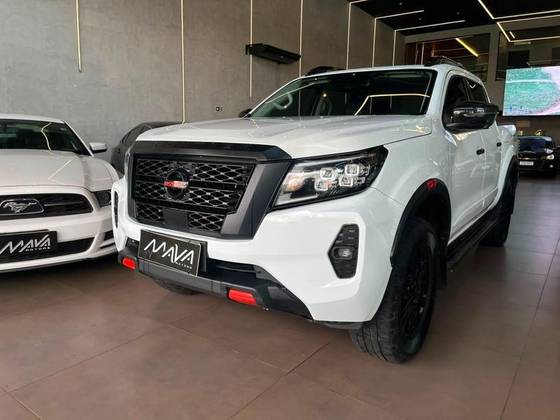 NISSAN FRONTIER 2.3 16V TURBO DIESEL PRO4X CD 4X4 AUTOMÁTICO