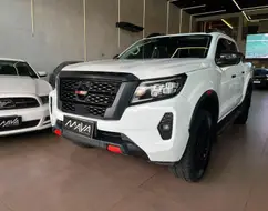 NISSAN FRONTIER 2.3 16V TURBO DIESEL PRO4X CD 4X4 AUTOMÁTICO NISSAN FRONTIER 2.3 16V TURBO DIESEL PRO4X CD 4X4 AUTOMÁTICO