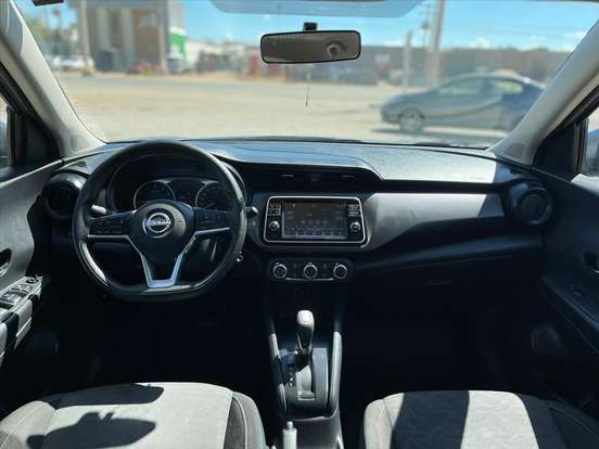 NISSAN-KICKS-2023