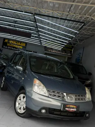 NISSAN LIVINA 1.8 SL 16V FLEX 4P AUTOMÁTICO NISSAN LIVINA 1.8 SL 16V FLEX 4P AUTOMÁTICO