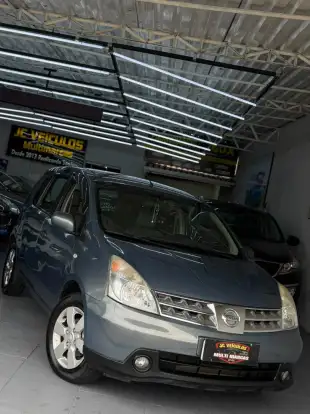 NISSAN-LIVINA-2010