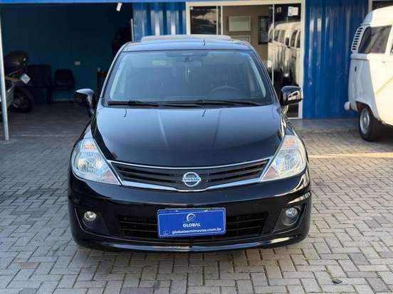 NISSAN-TIIDA-2011