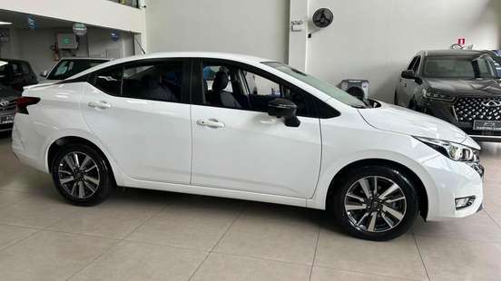 NISSAN-VERSA-2024