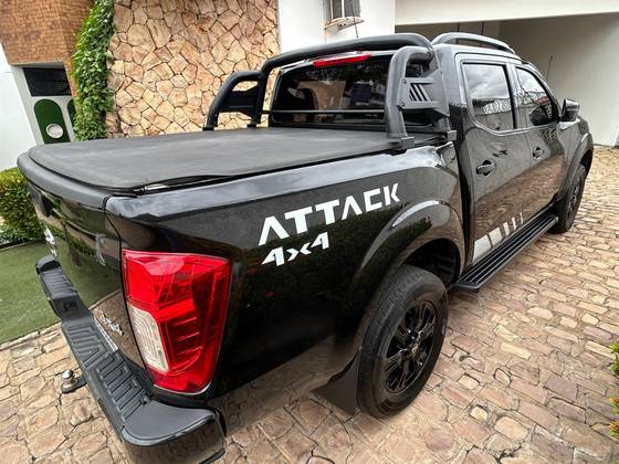 NISSAN FRONTIER 2.3 16V TURBO DIESEL ATTACK CD 4X4 AUTOMÁTICO