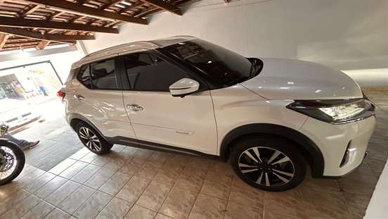 NISSAN-KICKS-2022