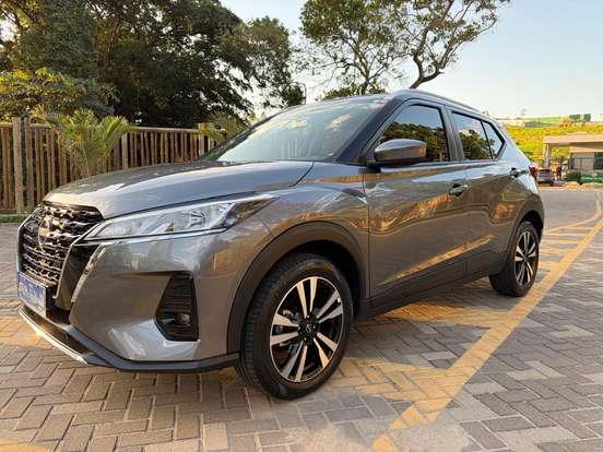 NISSAN-KICKS PLAY-2025