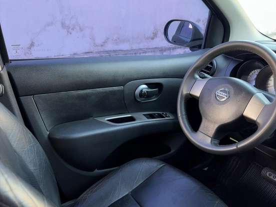 NISSAN-LIVINA-1.8 S 16V FLEX 4P AUTOMÁTICO NISSAN-LIVINA-2013