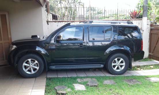 NISSAN-PATHFINDER-2.5 LE 4X4 TURBO INTERCOOLER DIESEL 4P AUTOMÁTICO NISSAN-PATHFINDER-2007